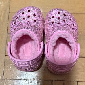 Cozy Pink Glitter Crocs